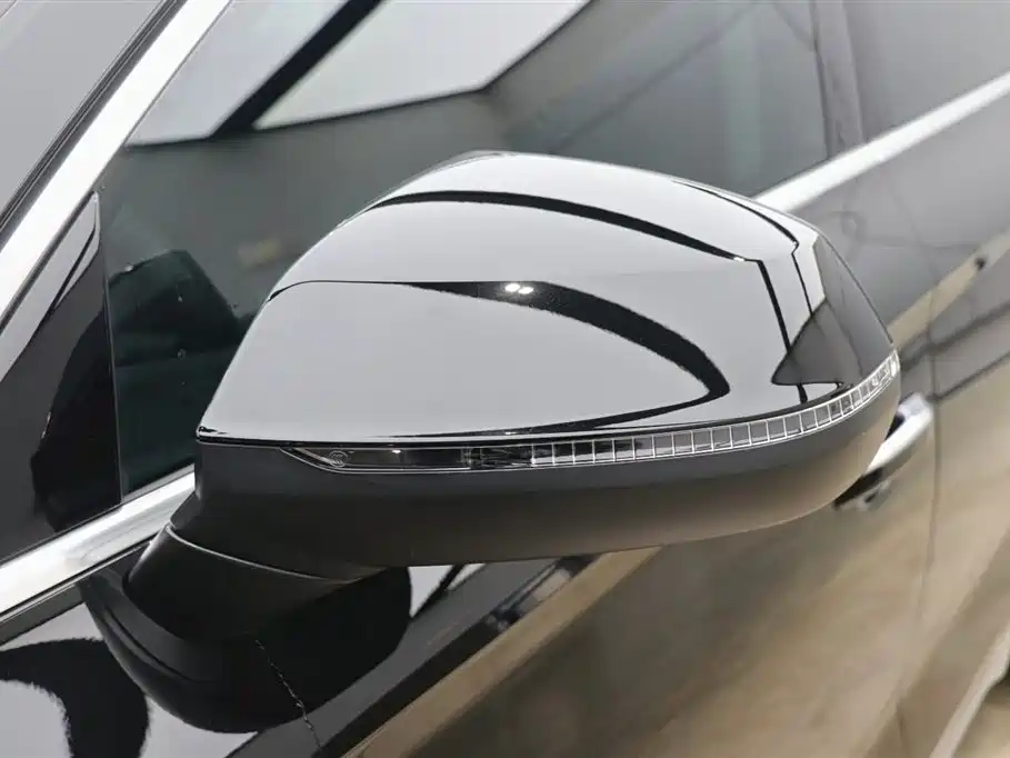 Audi Q5L 2022 40T Luxury Dynamic Edition