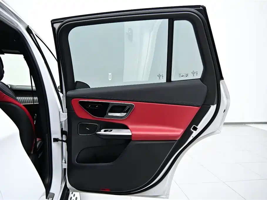 Mercedes-Benz GLC 300 L 4MATIC