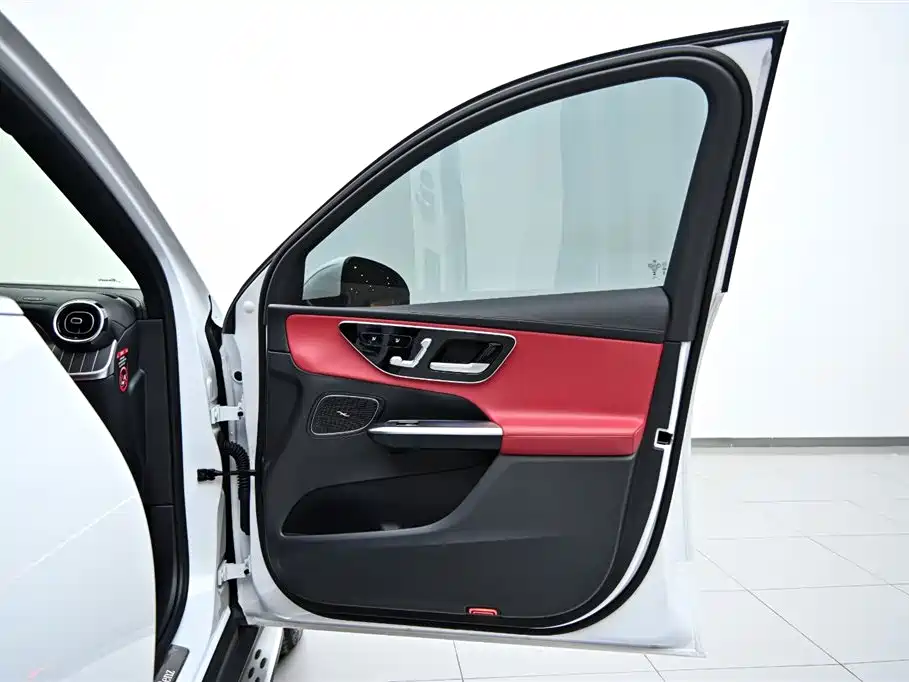 Mercedes-Benz GLC 300 L 4MATIC
