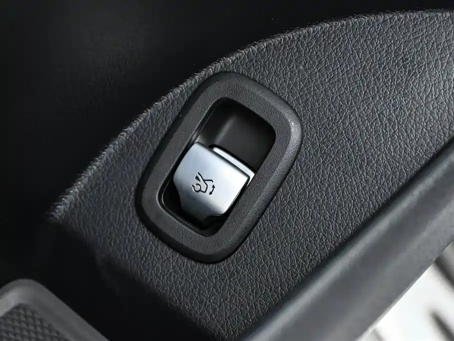 Mercedes-Benz GLC 300 L 4MATIC