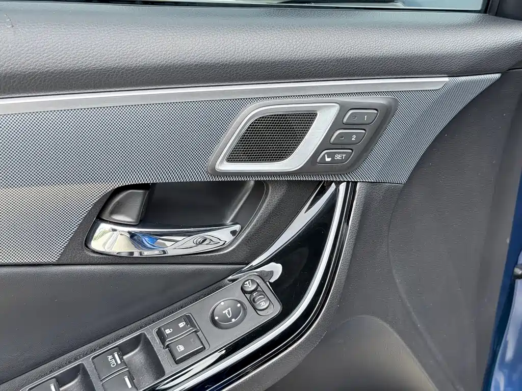 Spirior 2015 2.4L Noble Edition