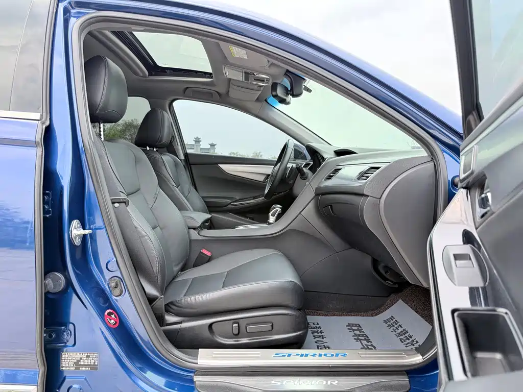 Spirior 2015 2.4L Noble Edition