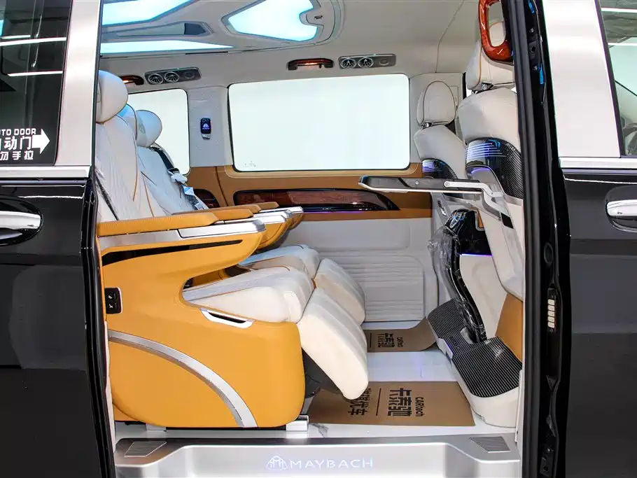 Mercedes-Benz Vito 2023 2.0T Elite Edition 7-Seater
