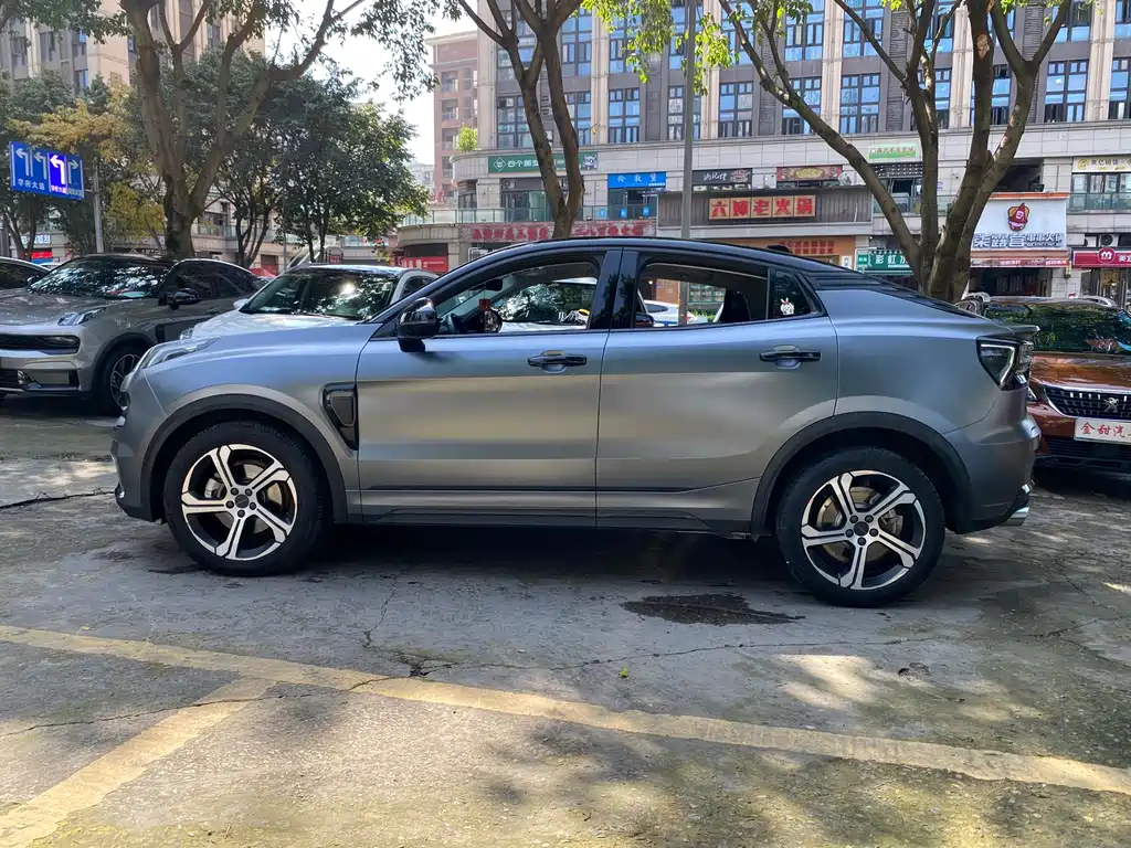 Lynk & Co 05 2020 2.0TD FWD Halo Plus