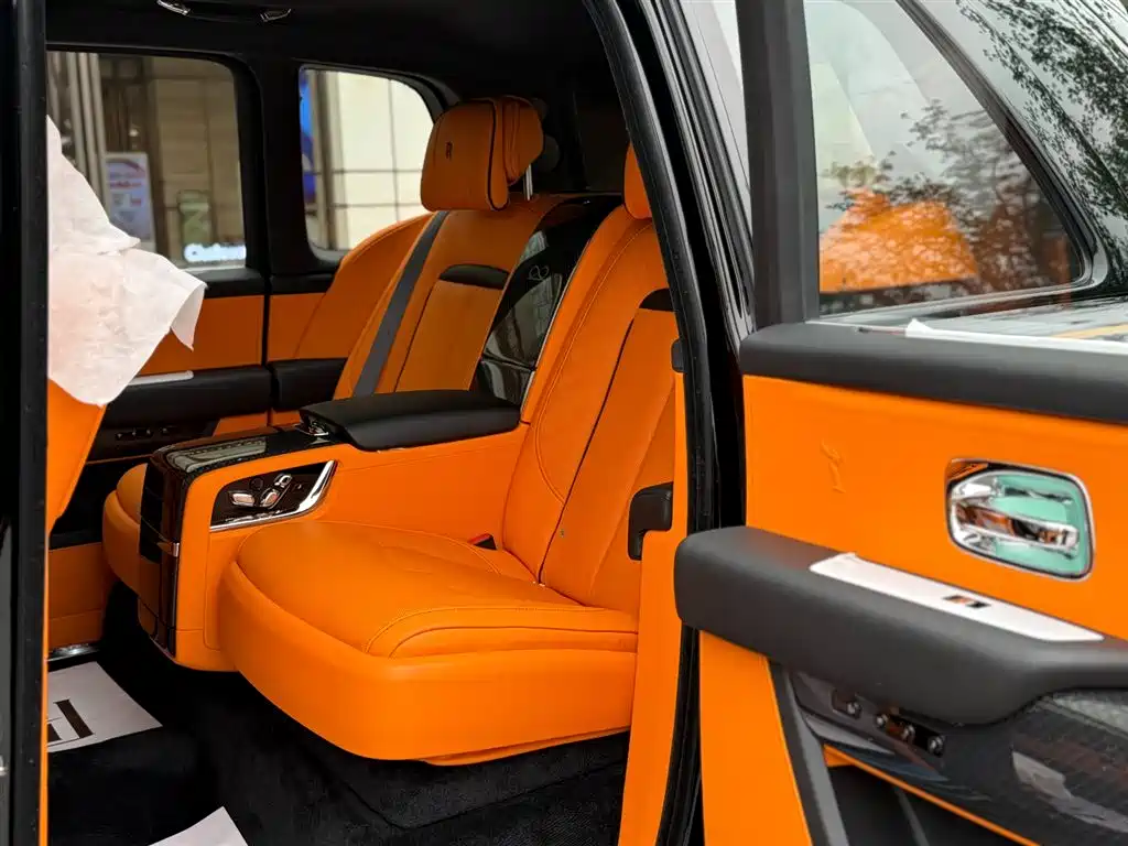 Cullinan 2024 Black Badge