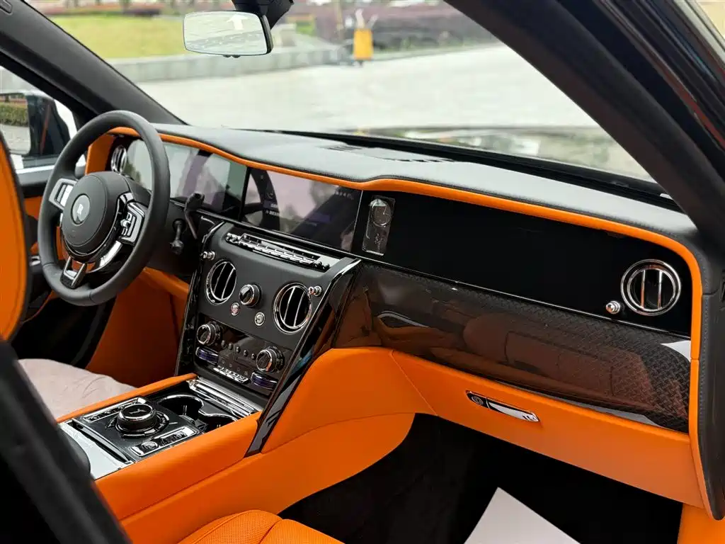 Cullinan 2024 Black Badge