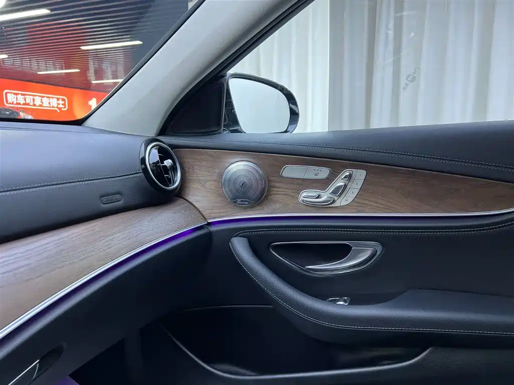 Mercedes-Benz E-Class 2016 E 300 L Fashion