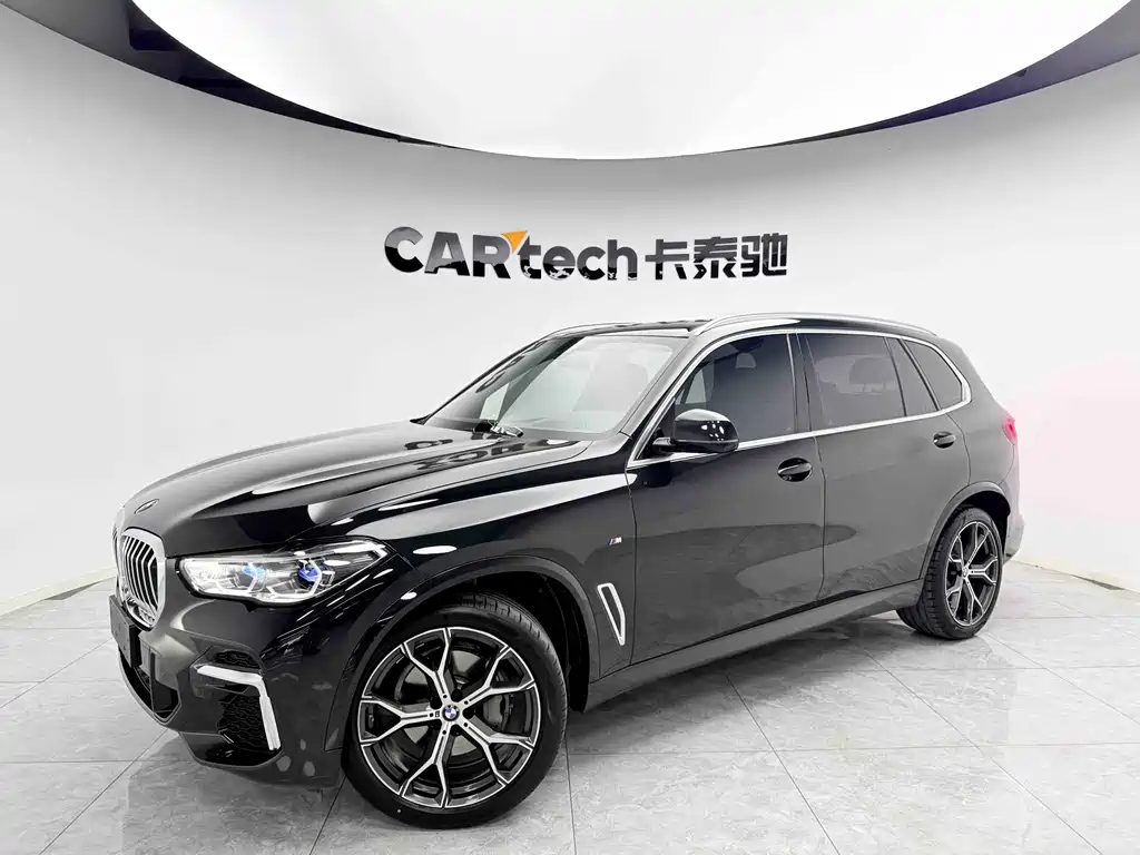 BMW X5 2022 xDrive 40Li M Sport Package