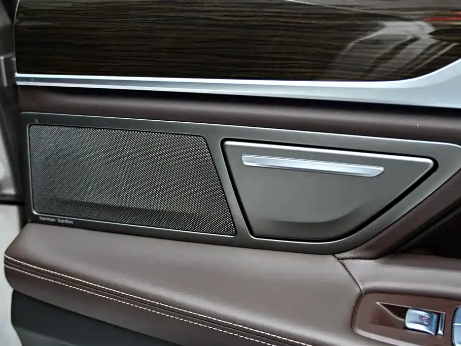 BMW 7 Series 2021 730Li Luxury Package - фото 28