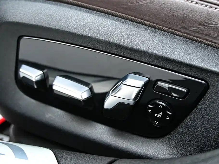 BMW 7 Series 2021 730Li Luxury Package - фото 27