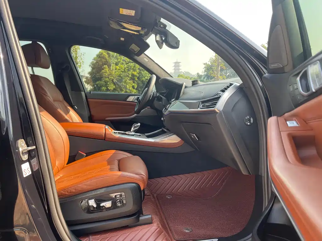 BMW X7 2022 xDrive40i Executive M Sport Package