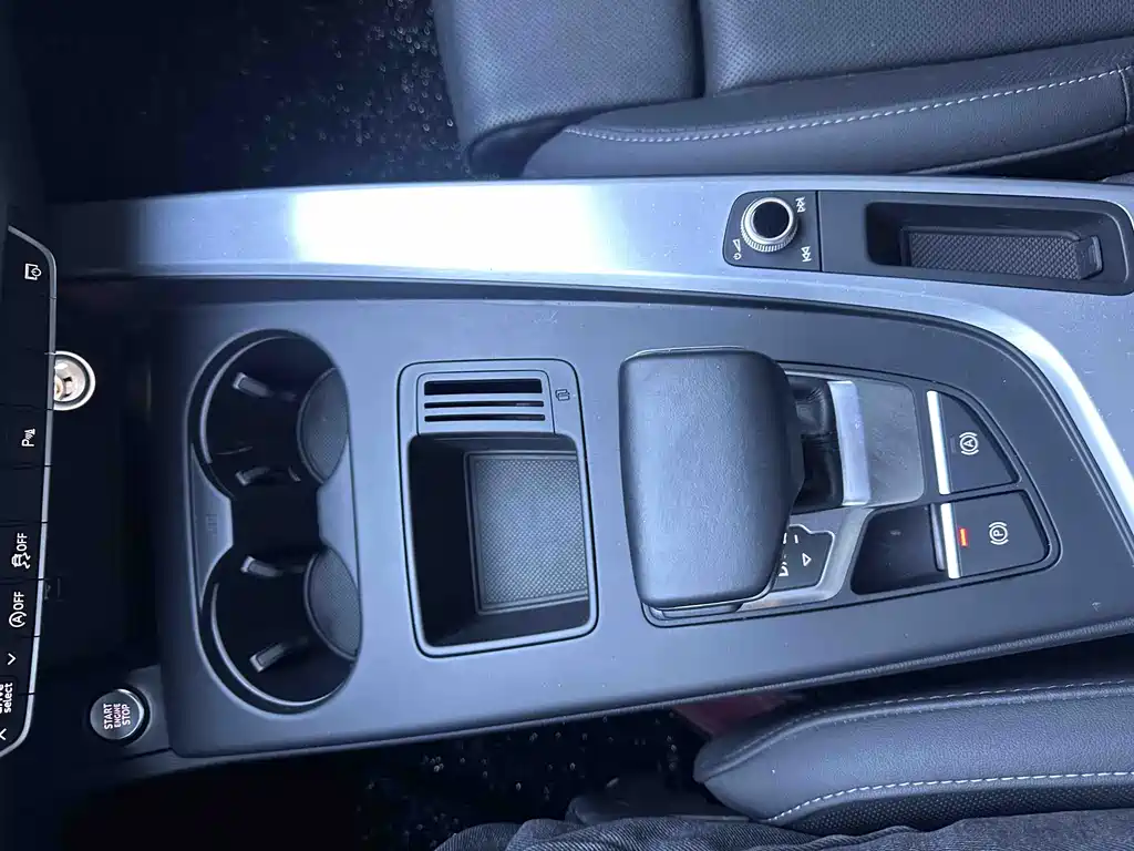 Audi A4L 2022 35 TFSI Fashion Dynamic
