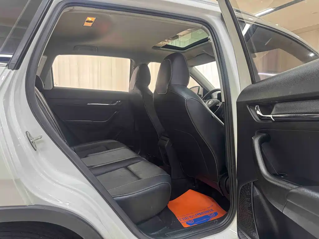Skoda Kamiq 2022 1.5L Automatic Comfort Edition - фото 9