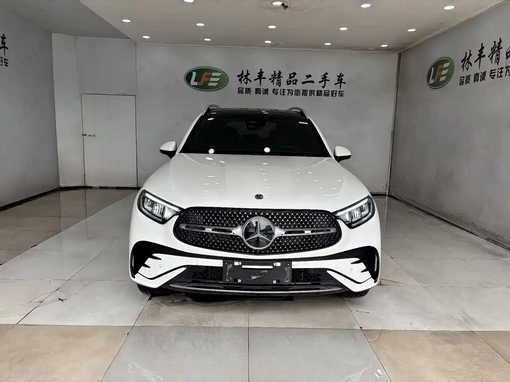 Mercedes-Benz GLC 300 L 4MATIC Dynamic 5-Seater 2025
