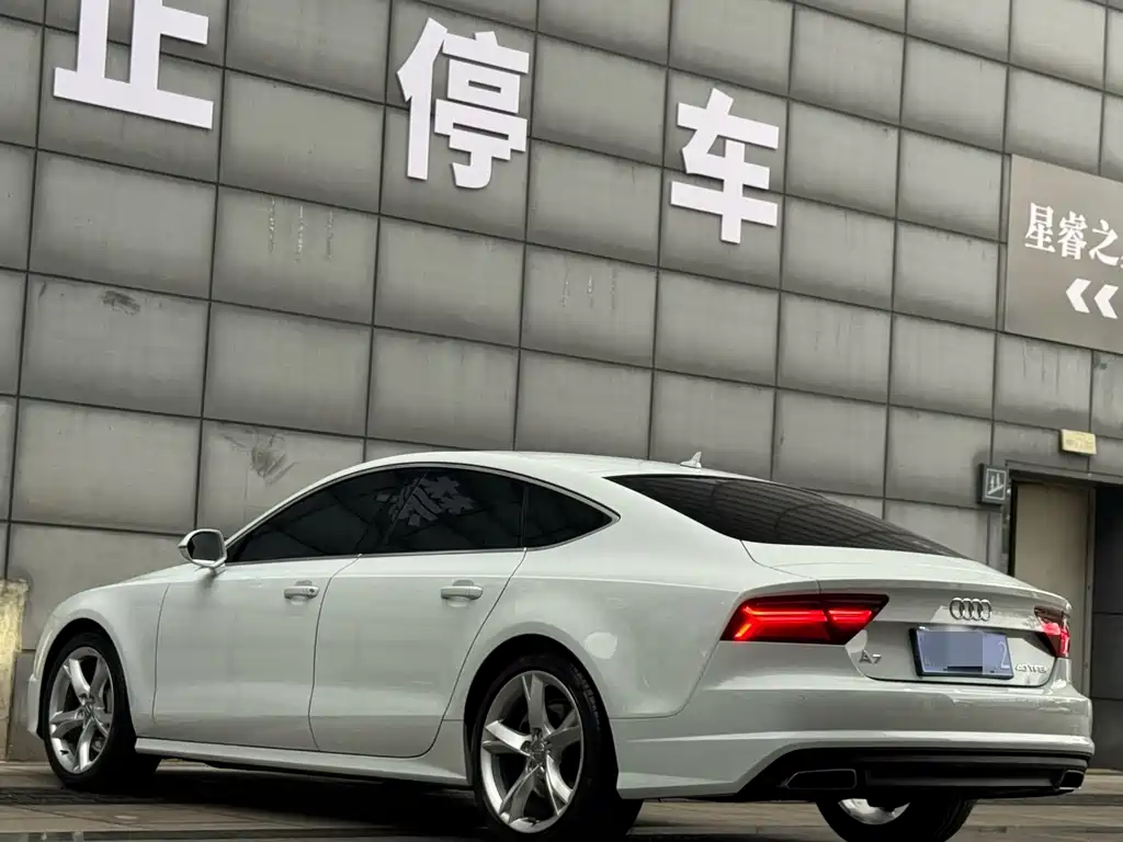 Audi A7 2017 40 TFSI Progressive