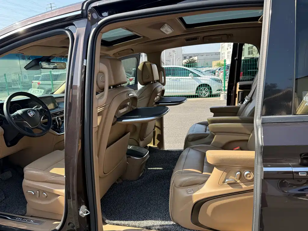Buick GL8 2020 ES Land Business Class 653T Flagship Edition