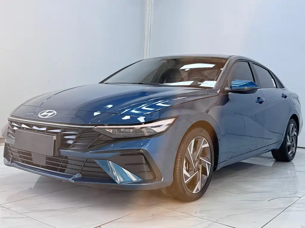 Elantra 2023 1.5L CVT LUX