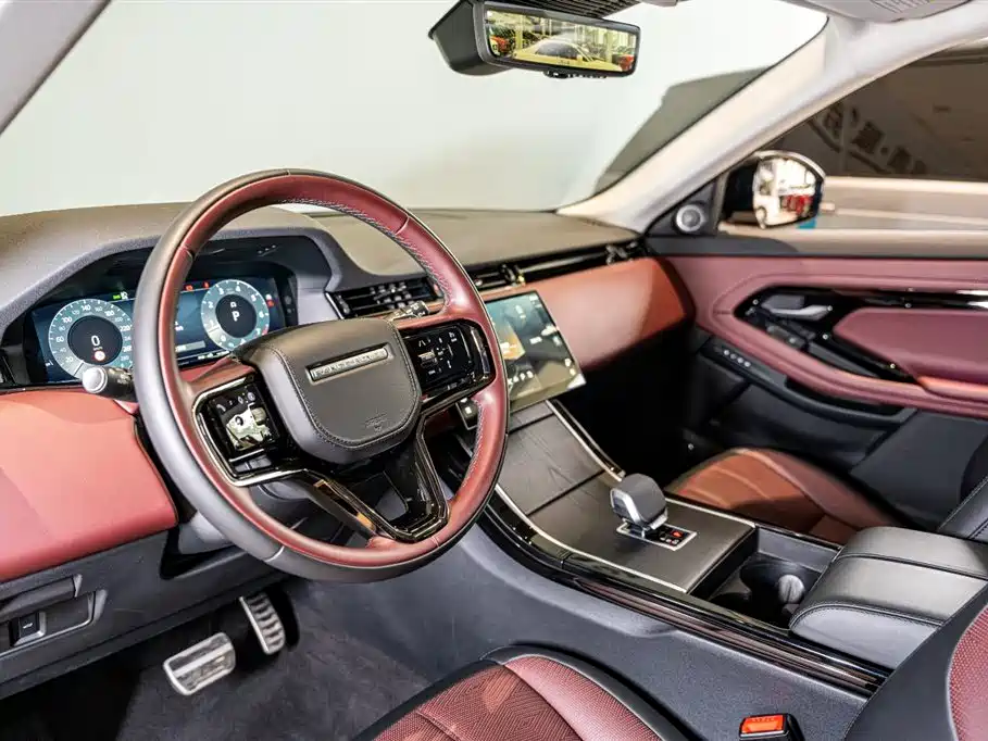 Range Rover Evoque L 2026 HSE