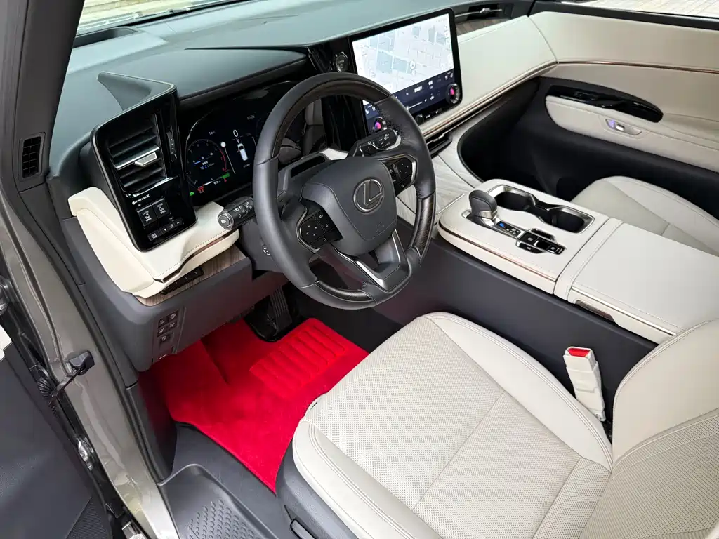 Lexus LM 500h 6-Seater Supreme Edition 2025