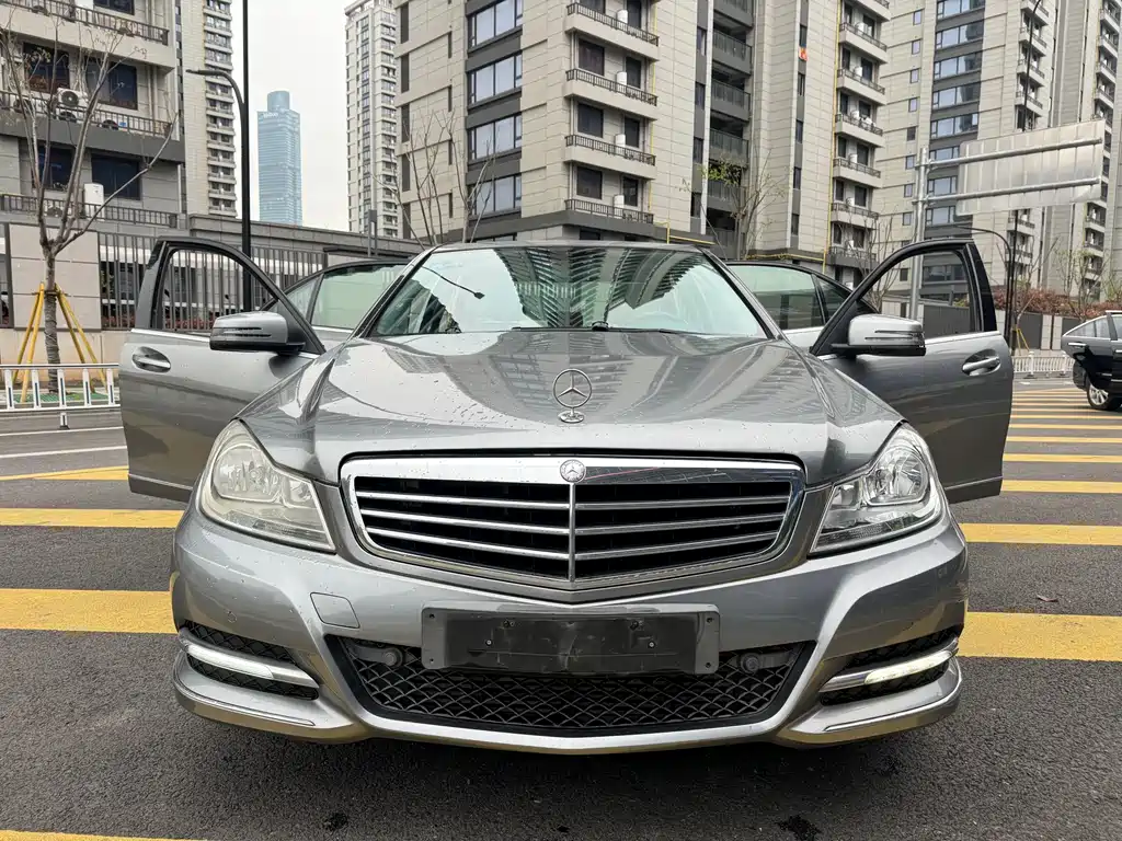 Mercedes-Benz C-Class 2013 C 260 CGI Elegance
