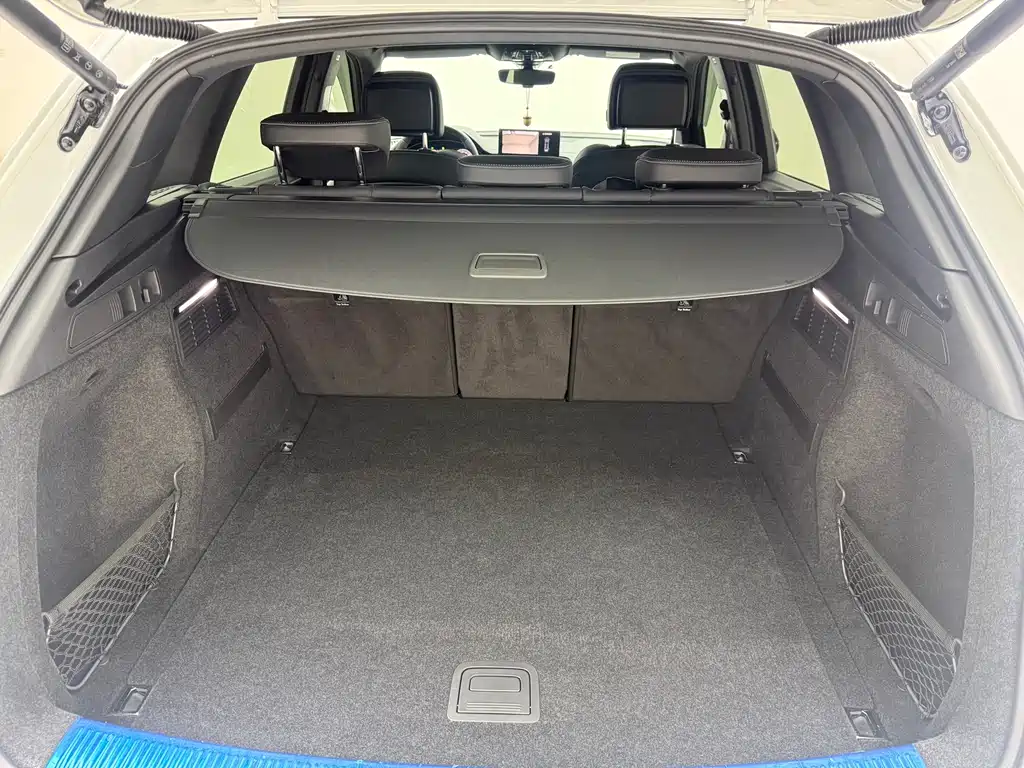 Audi Q5L 2023 40 TFSI Luxury Dynamic