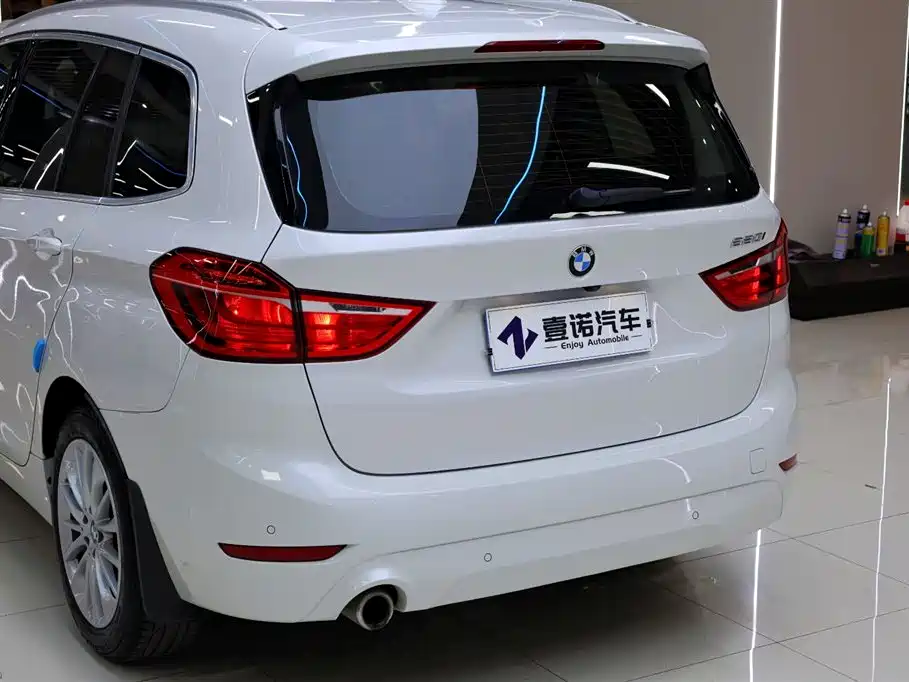 BMW 2 Series Gran Tourer 2019 220i Leading Edition
