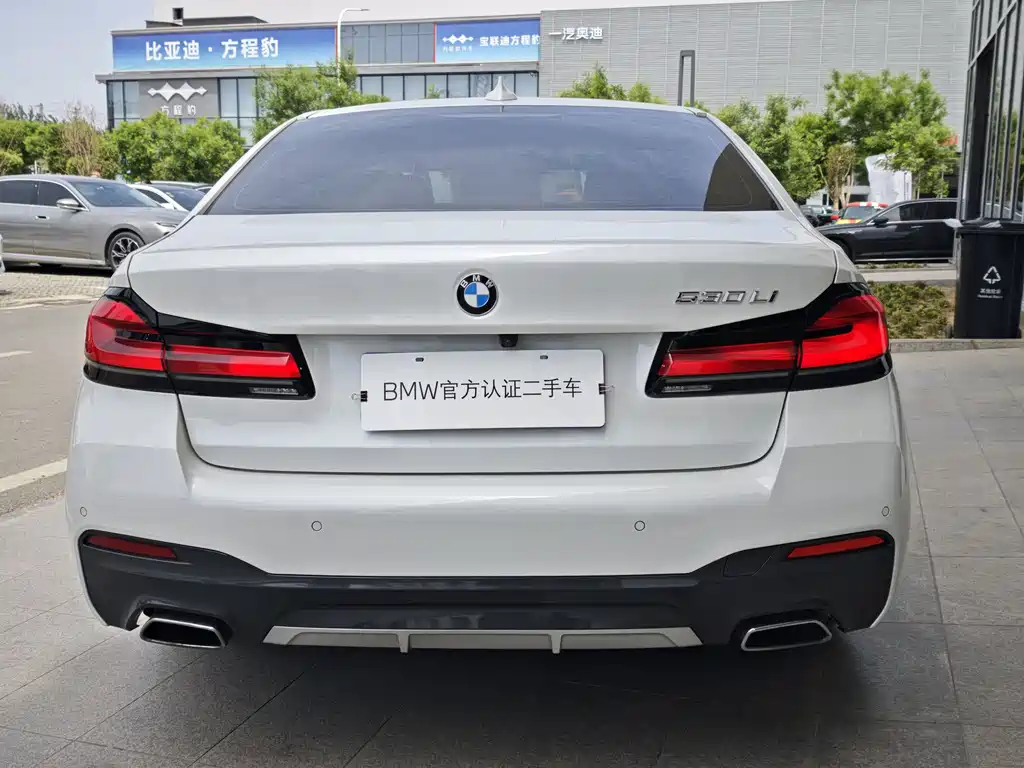 BMW 5 Series 2022 530Li Leading Edition M Sport Package - фото 5