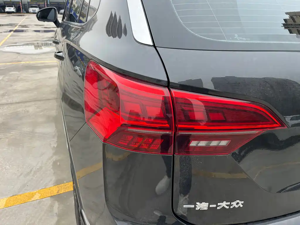 Tayron 2021 380TSI 4MOTION Luxury Intelligent Connected Edition Pro