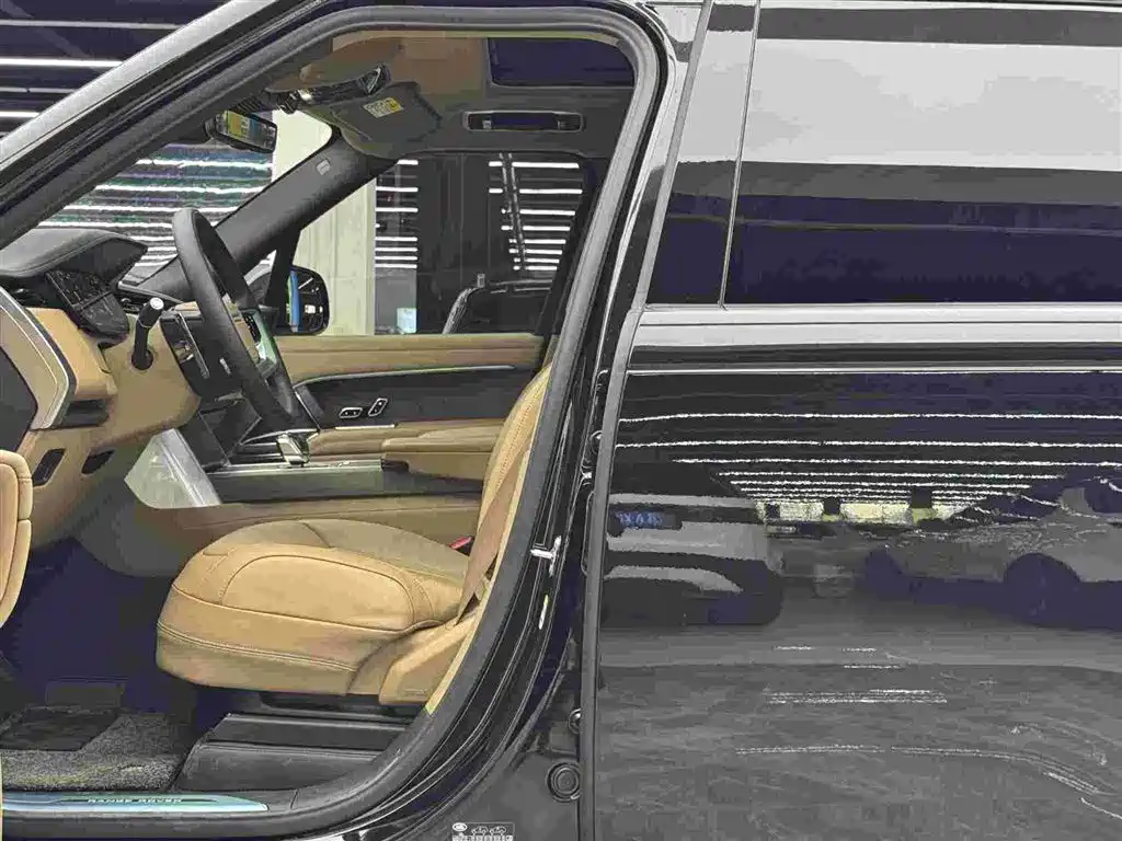 Range Rover 2025 3.0 L6 400PS Autobiography LWB