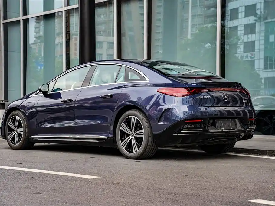 Mercedes-Benz EQE 500 4MATIC Luxury Edition 2025