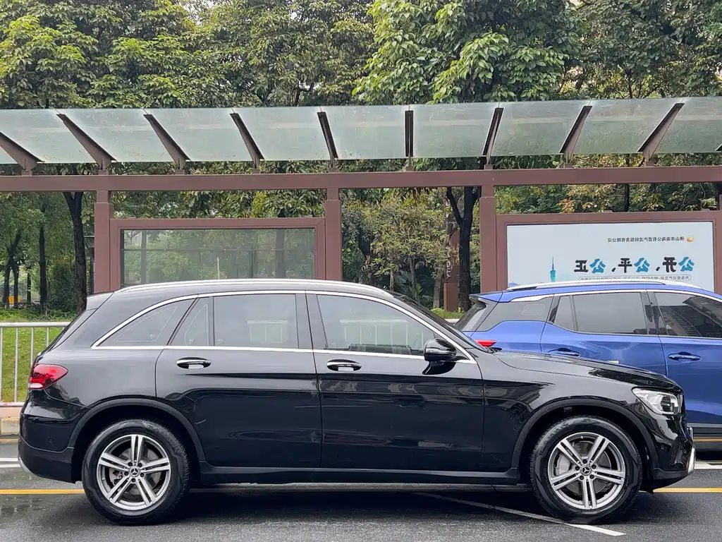 Mercedes-Benz GLC 260 L 4MATIC