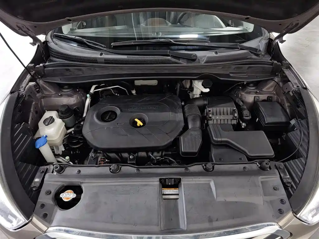 Beijing Hyundai ix35 2013 2.0L Automatic FWD GLS Smart Edition China IV