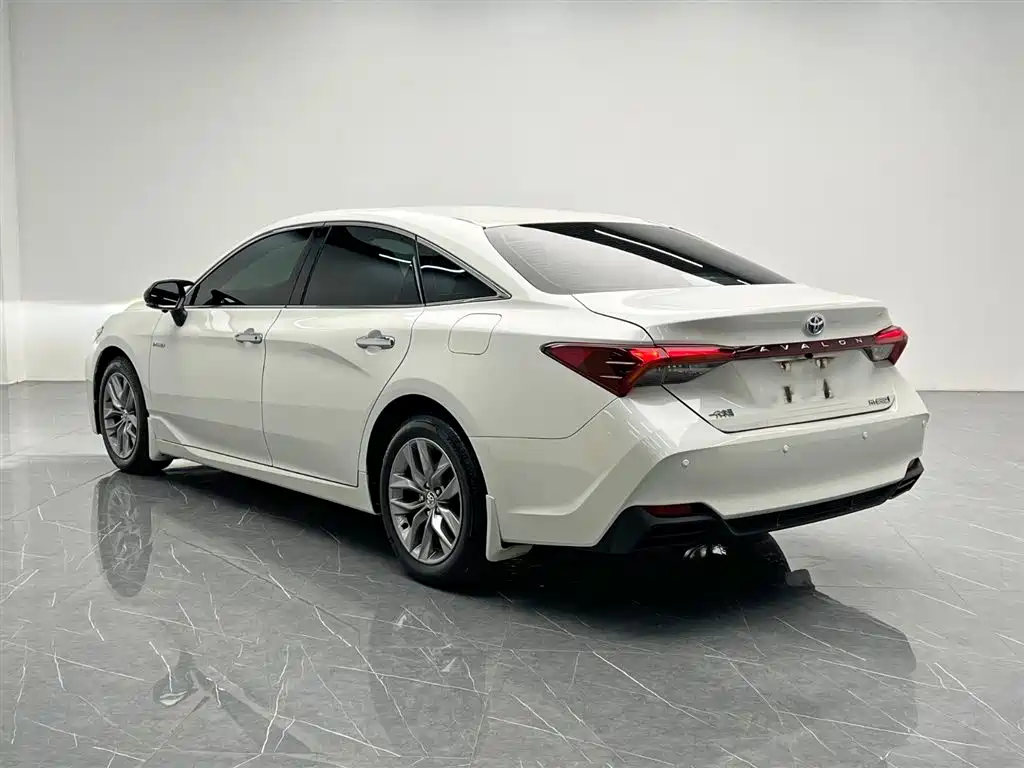 Avalon 2019 Hybrid 2.5L Luxury Edition China VI