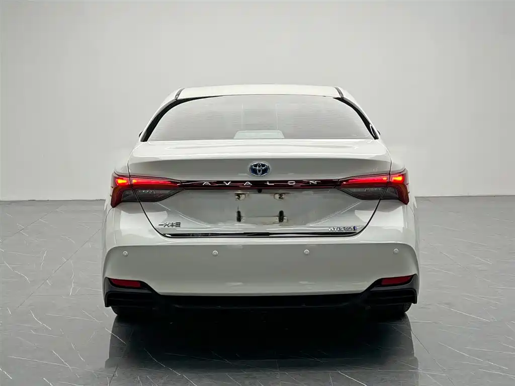Avalon 2019 Hybrid 2.5L Luxury Edition China VI
