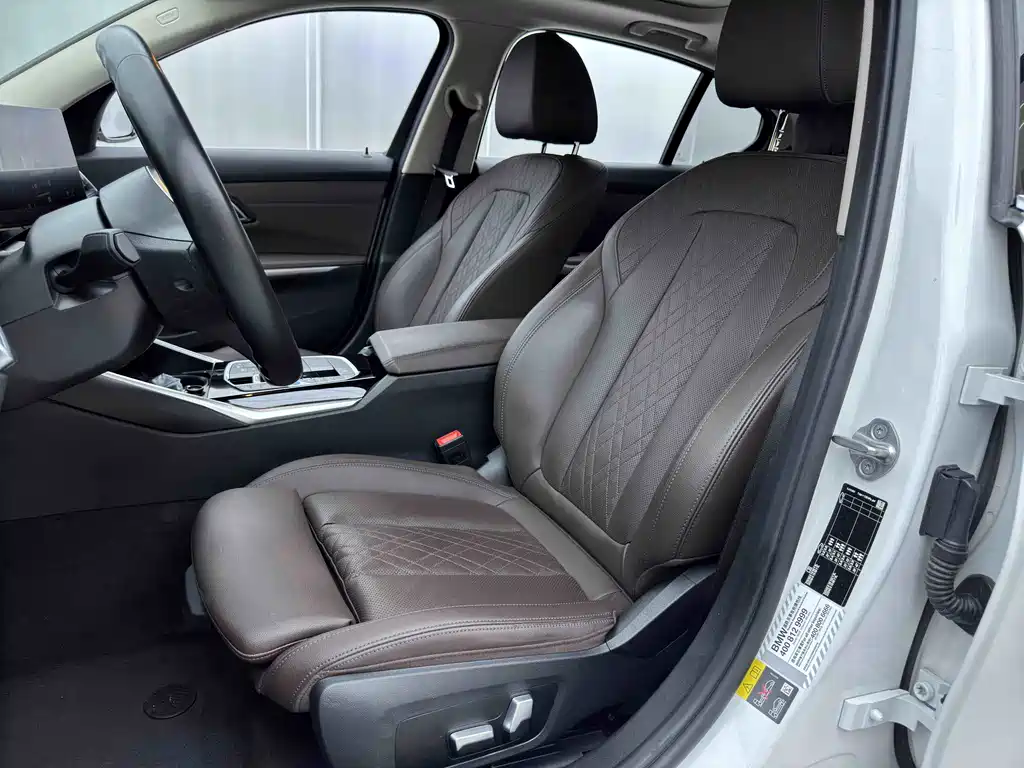 BMW i3 eDrive 35 L 2022