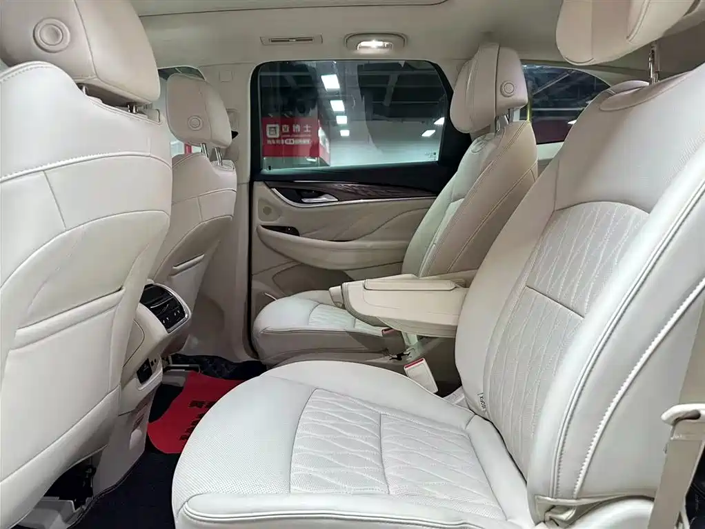 Buick Enclave 2022 652T AWD Avenir 6-Seater