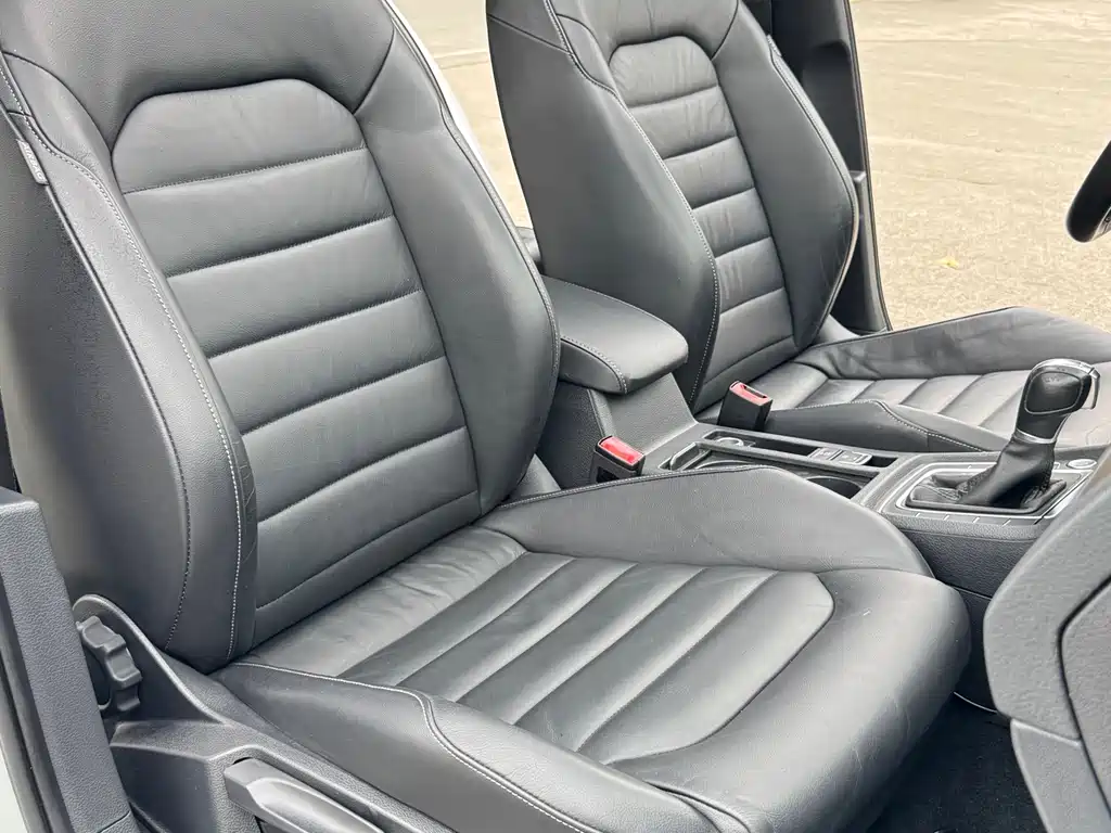 Volkswagen Golf 2016 230TSI Automatic Luxury Edition