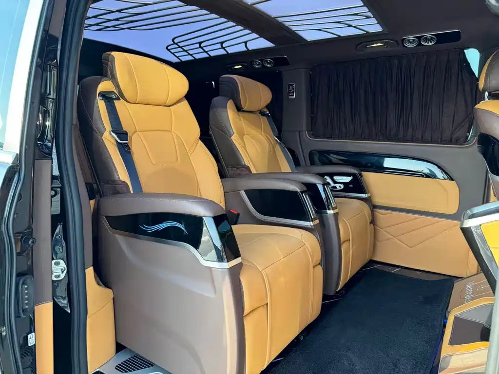 Vito 2023 2.0T Elite Edition 7-Seater