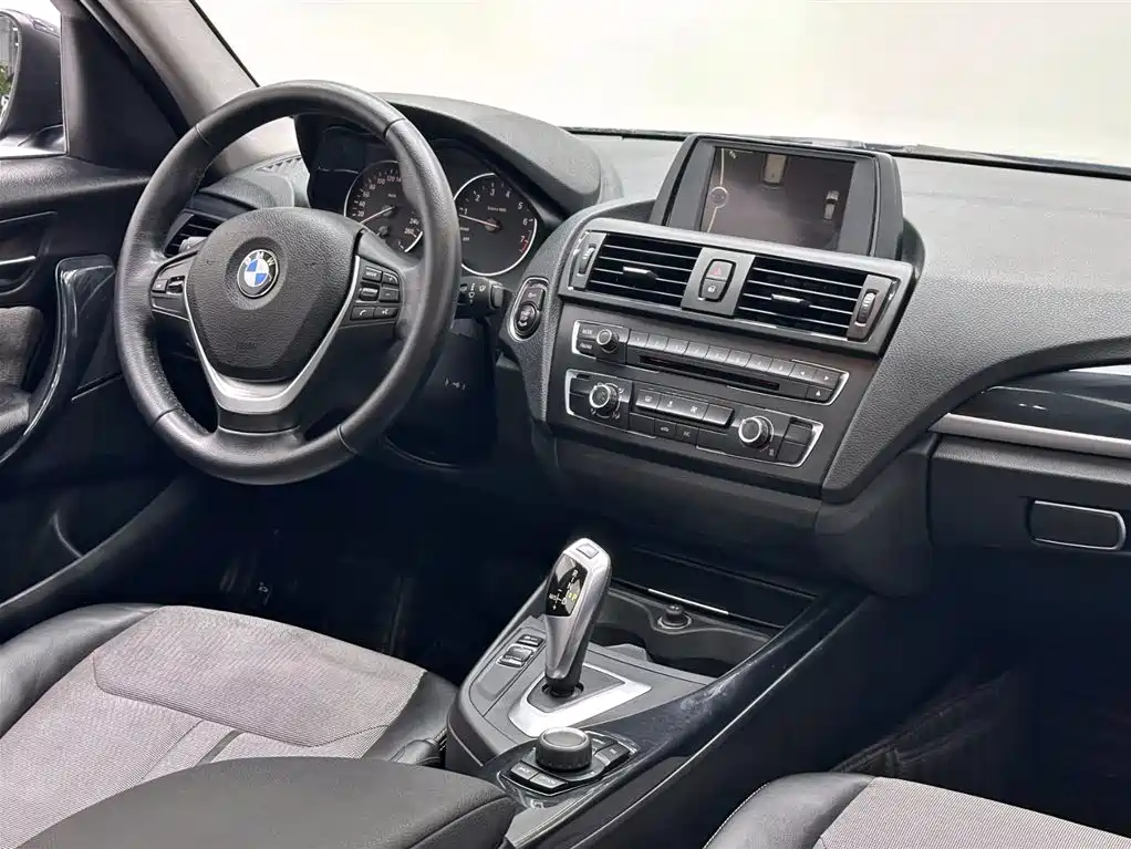 BMW 1 Series (Import) 2013 Facelift 116i Urban