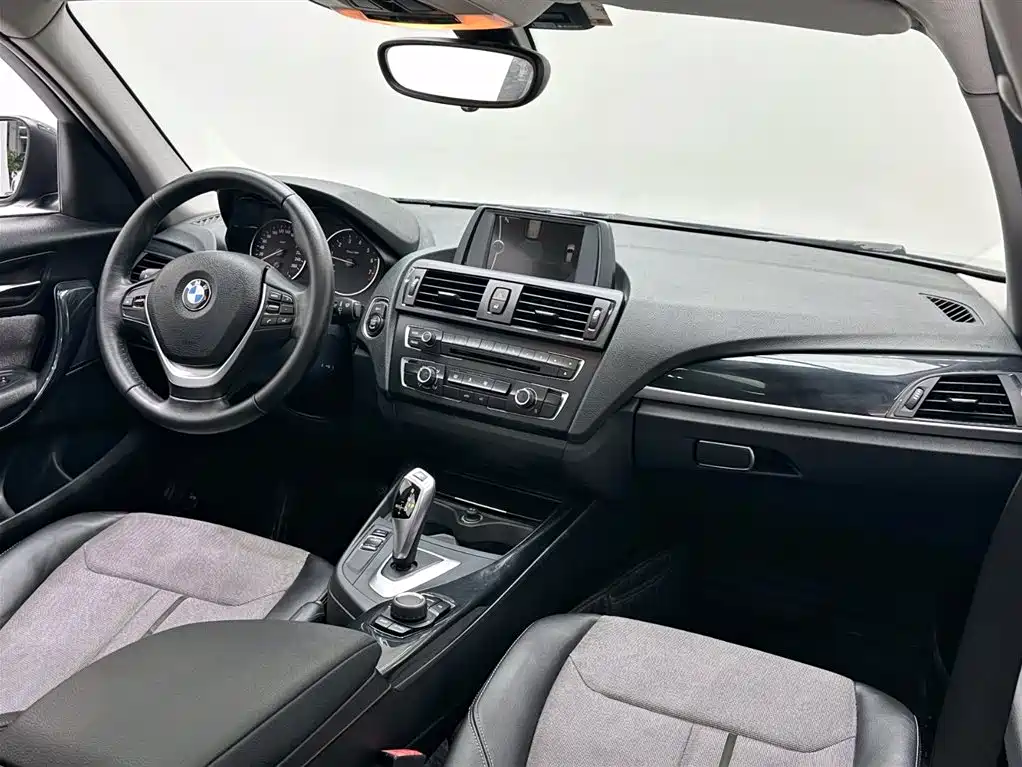 BMW 1 Series (Import) 2013 Facelift 116i Urban