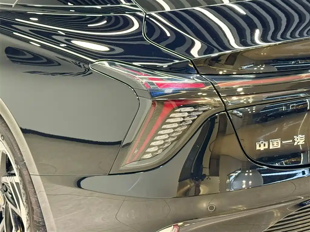 Hongqi H6 2023 2.0T Zhiyi Edition