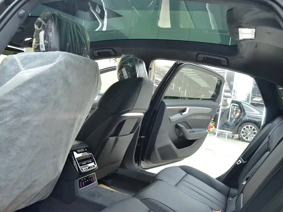Audi A6L 2026 2.0T Prestige