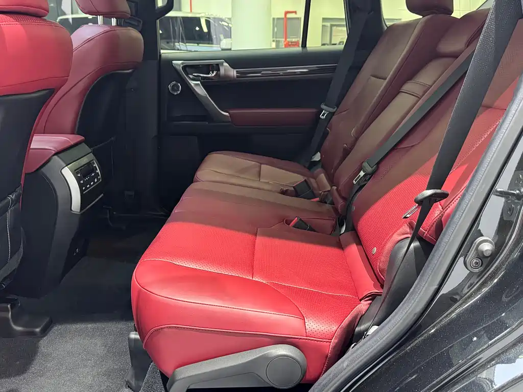 Lexus GX 2026 4.6T Middle East Edition