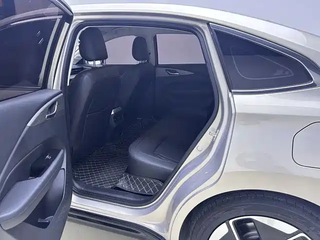 Wuling Starlight 2024 Co-Creation Edition 510 Advanced