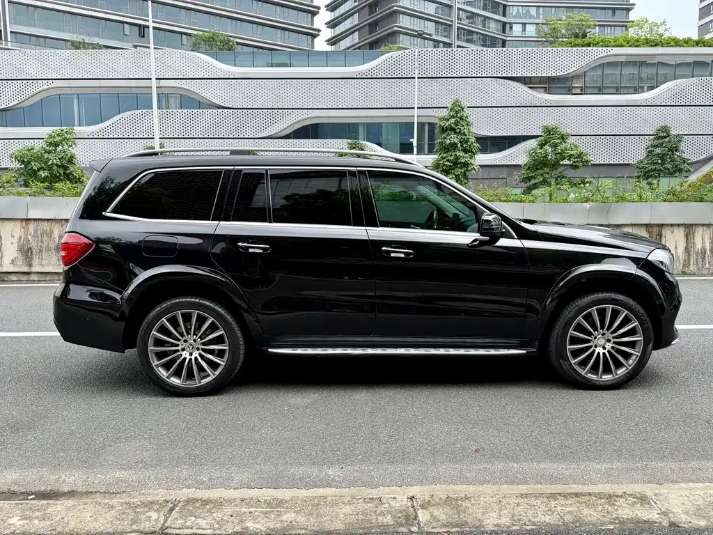 Mercedes-Benz GLS 400 4MATIC Luxury 2016