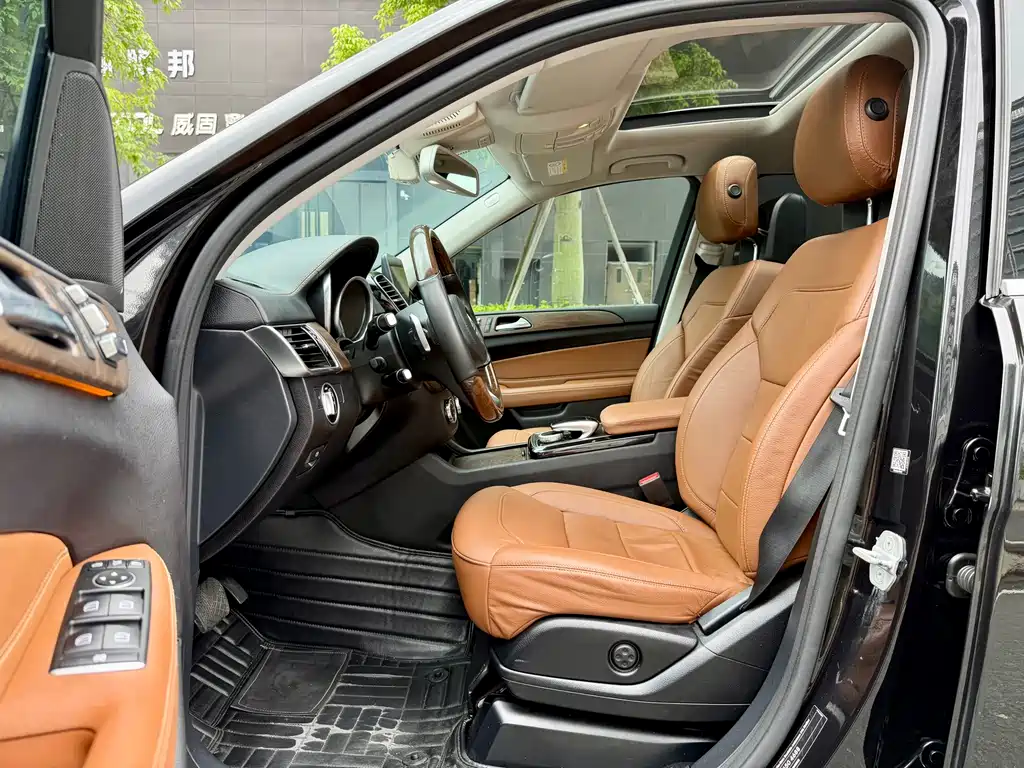 Mercedes-Benz GLS 400 4MATIC Luxury 2016