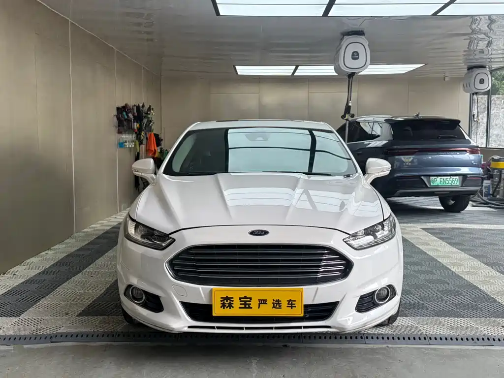 Ford Mondeo 2013 2.0L GTDi240 Luxury Sport
