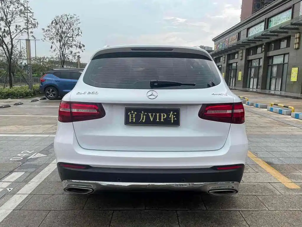 Mercedes-Benz GLC 260 4MATIC Luxury