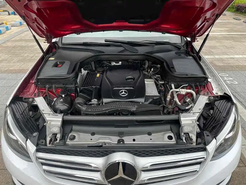 Mercedes-Benz GLC 260 4MATIC Luxury