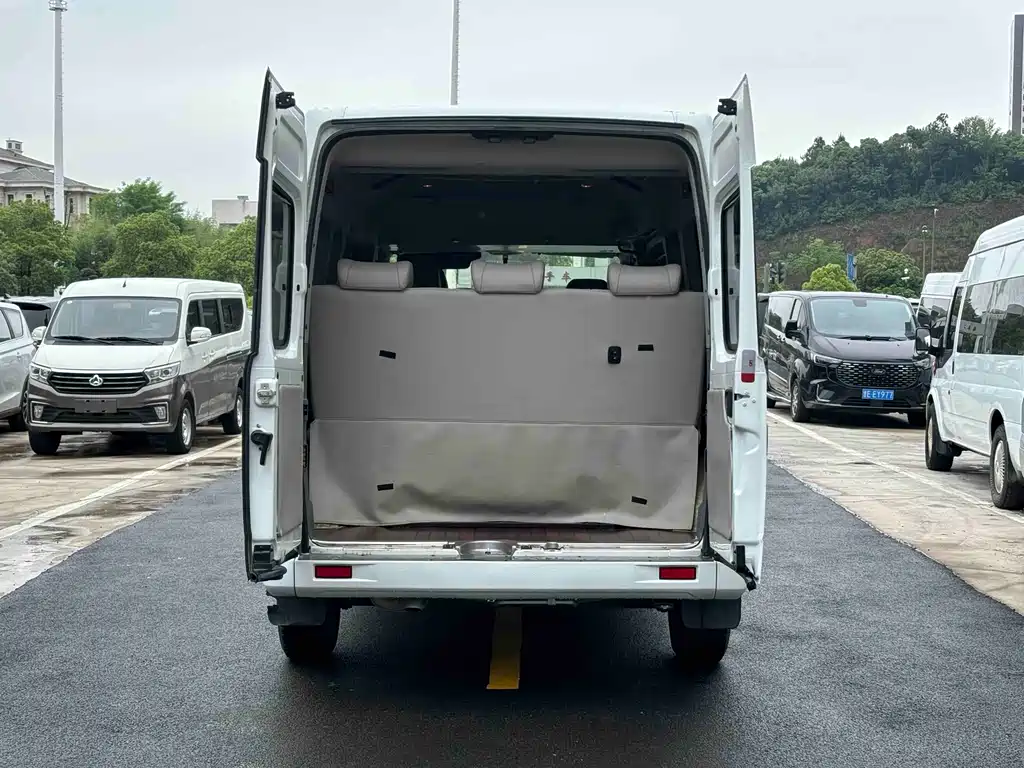 Maxus V80 2024 PRO Business Travel